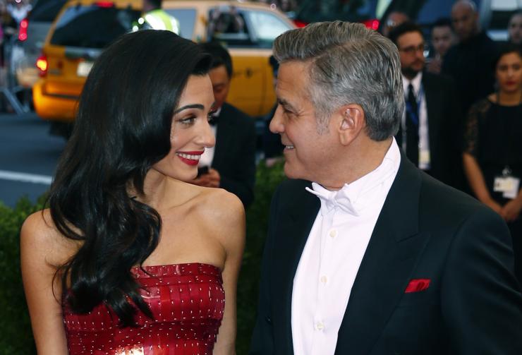 1348-george-clooney-wife-amal-clooney-arrive-metropolitan-museum-art-costume